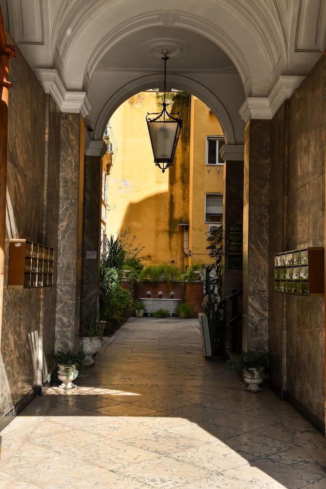 Готель Seven Kings Relais Рим Екстер'єр фото